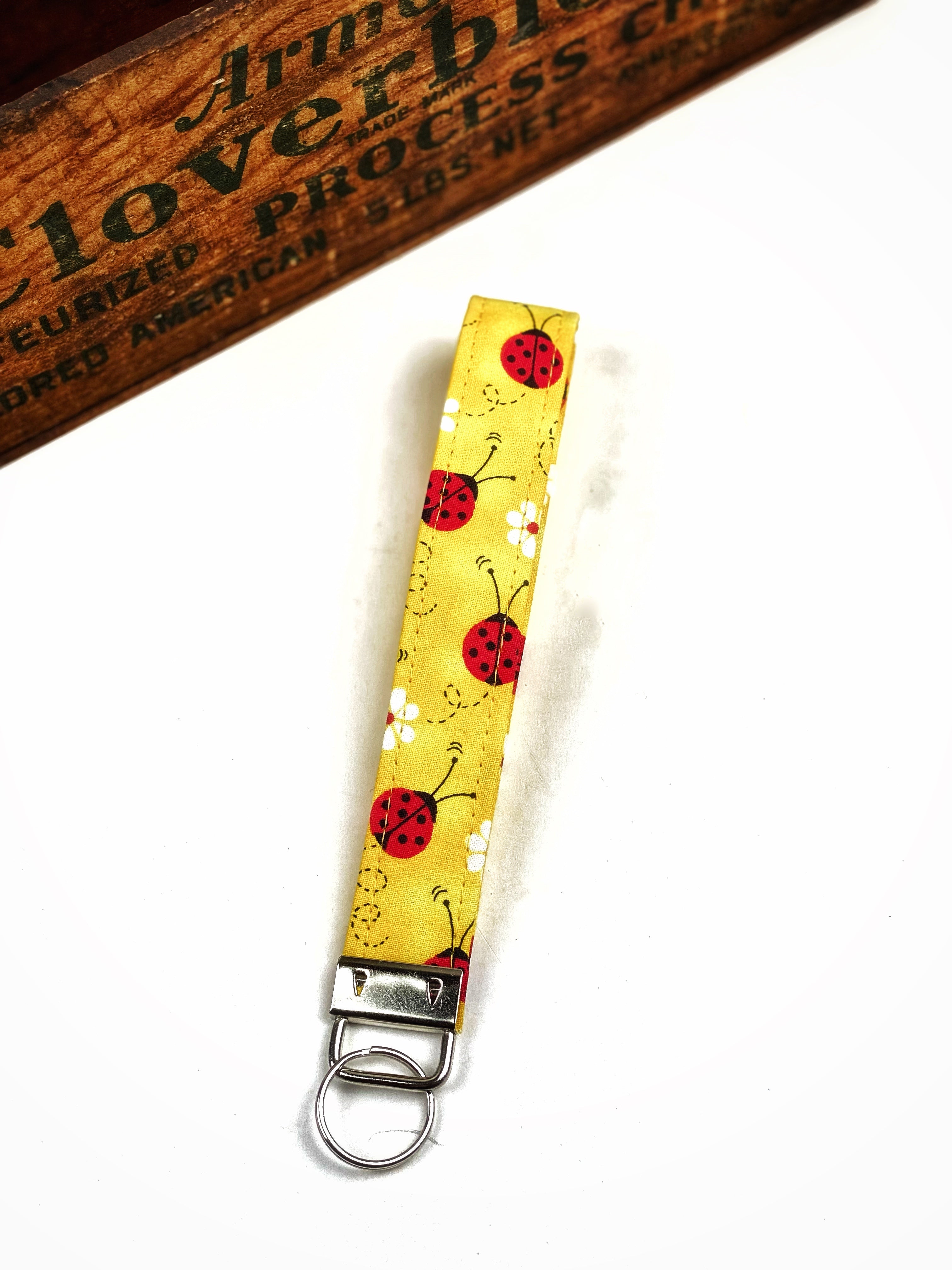 Assorted Cotton Wristlet Key Fob, Cotton Wrist Key Chain Holder, Cute Wristlet Keychain