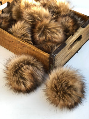 Toasted Marshmallow Faux Fur Pom Pom - KitchenKlutter