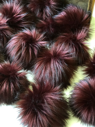 Bordeaux Faux Fur Pom Pom - KitchenKlutter