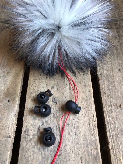 Cord Locks Set of 10 for attaching Removable Poms to Knit or Crochet Hats Beanies Toques Supplies
