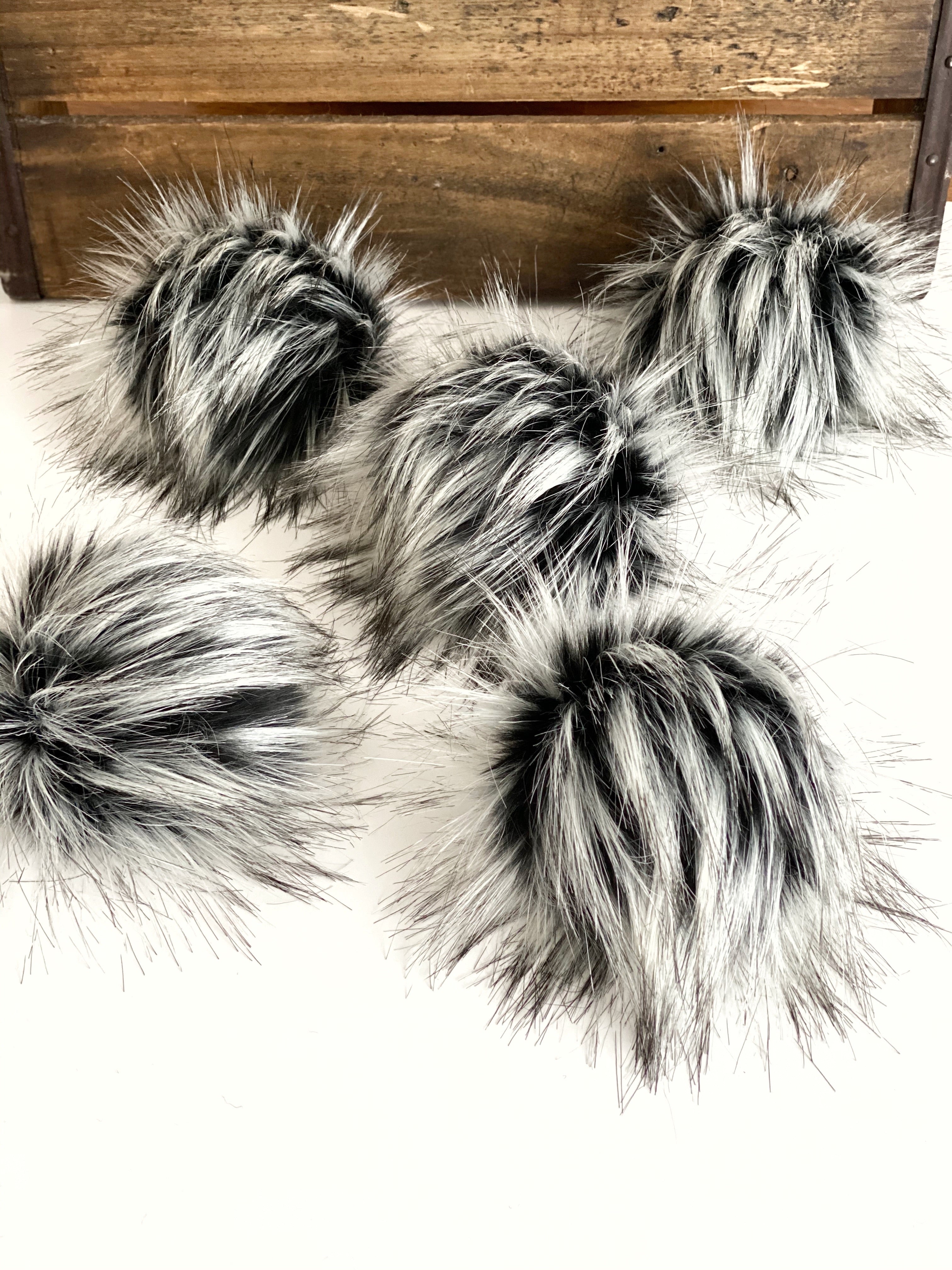 Siberian Faux Fur Pom Pom - KitchenKlutter